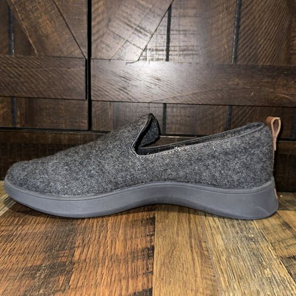 DR SCHOLLS Gray Moisture Wicking Cushioned Free Step & Go Slip On Flat Shoes Sz9 - Picture 9 of 16